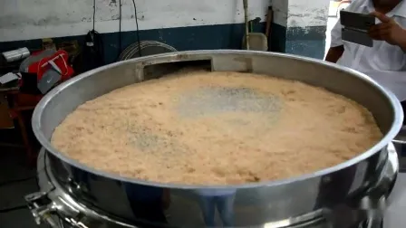 Hocheffizienter Rotationsvibrationsabscheider für Pulverbeschichtungen und Farben