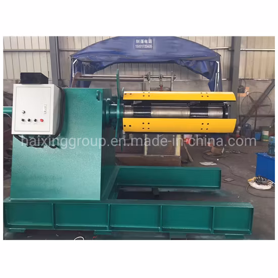 Spulenzuführvorrichtung für Rollformmaschine